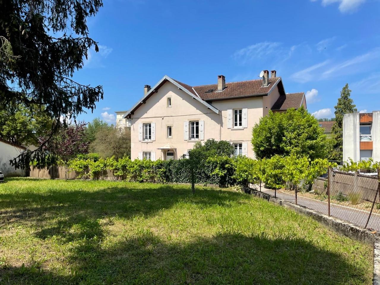 Location La Ferte, Calme Et Proximite Centre Ville Classe 3 Etoiles Lons-le-Saunier Exteriör bild